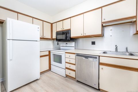 Tiny photo for 430 Emmett Street #APT L, Bristol, CT 06010 (MLS # 24134207)