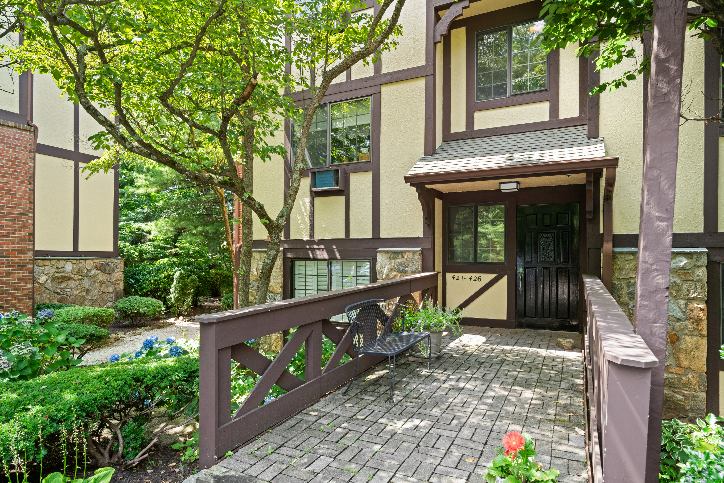 50 Aiken Street APT 425