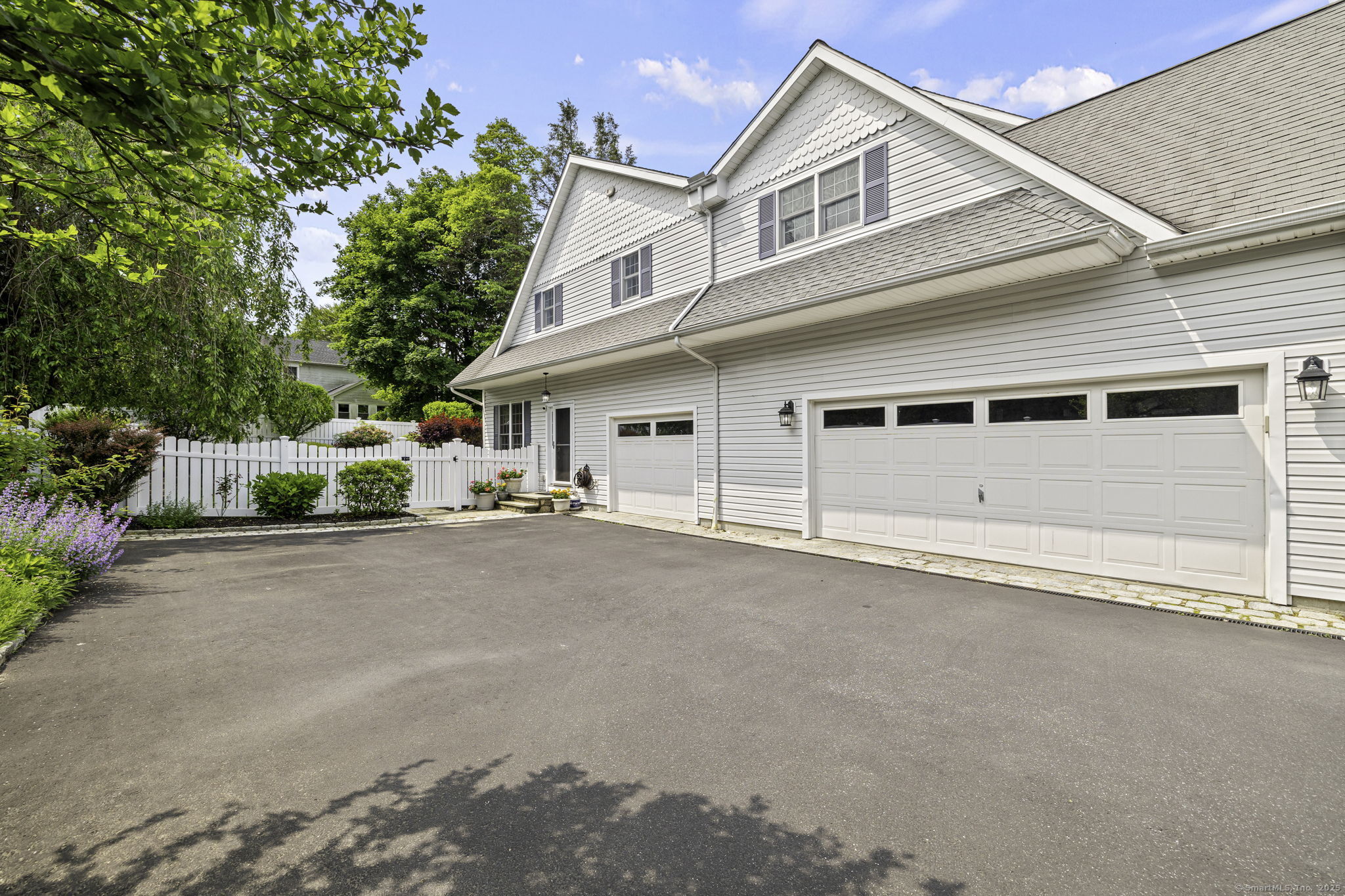 55 Perry Lane