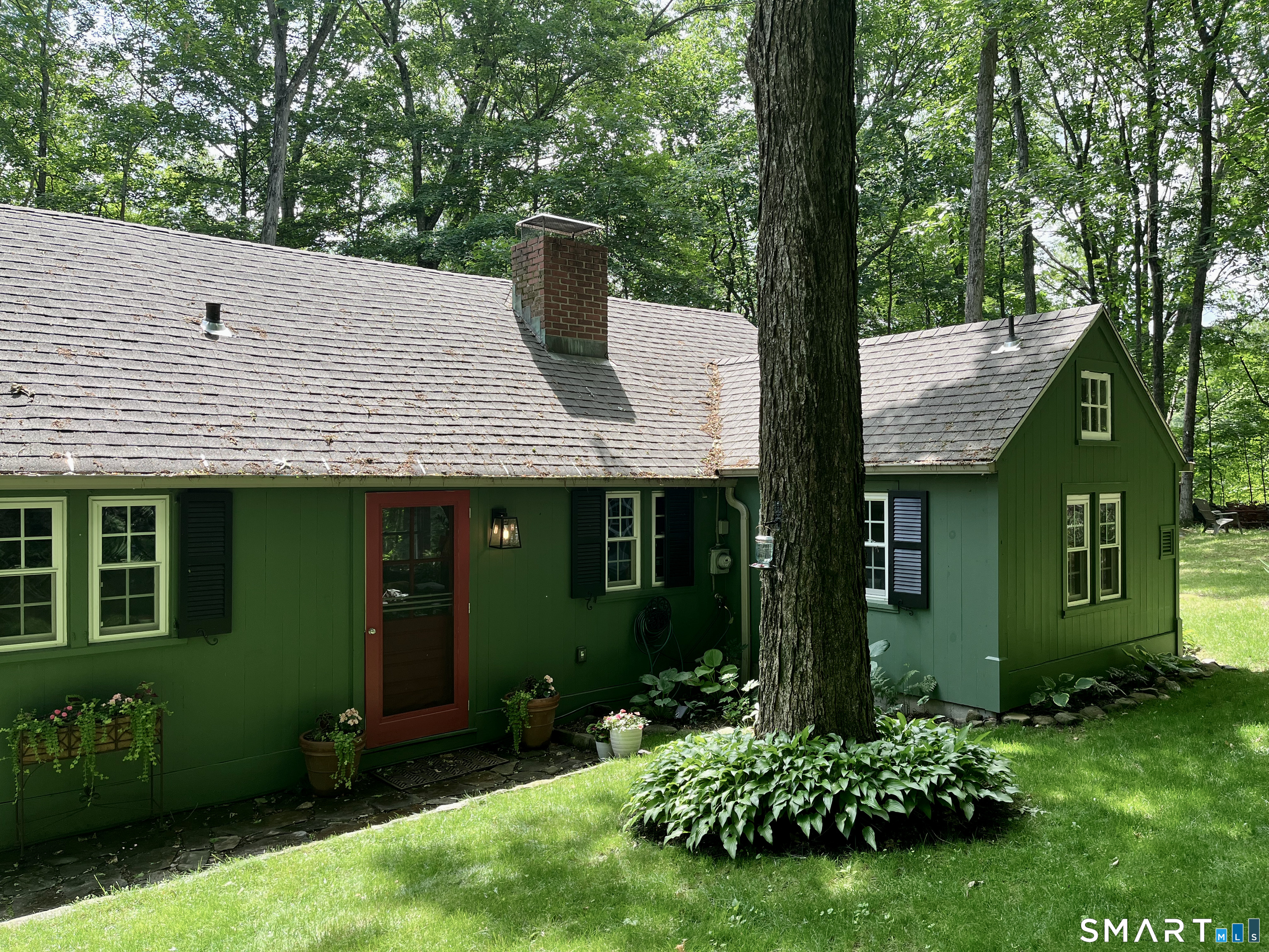 17 New Preston Hill Road