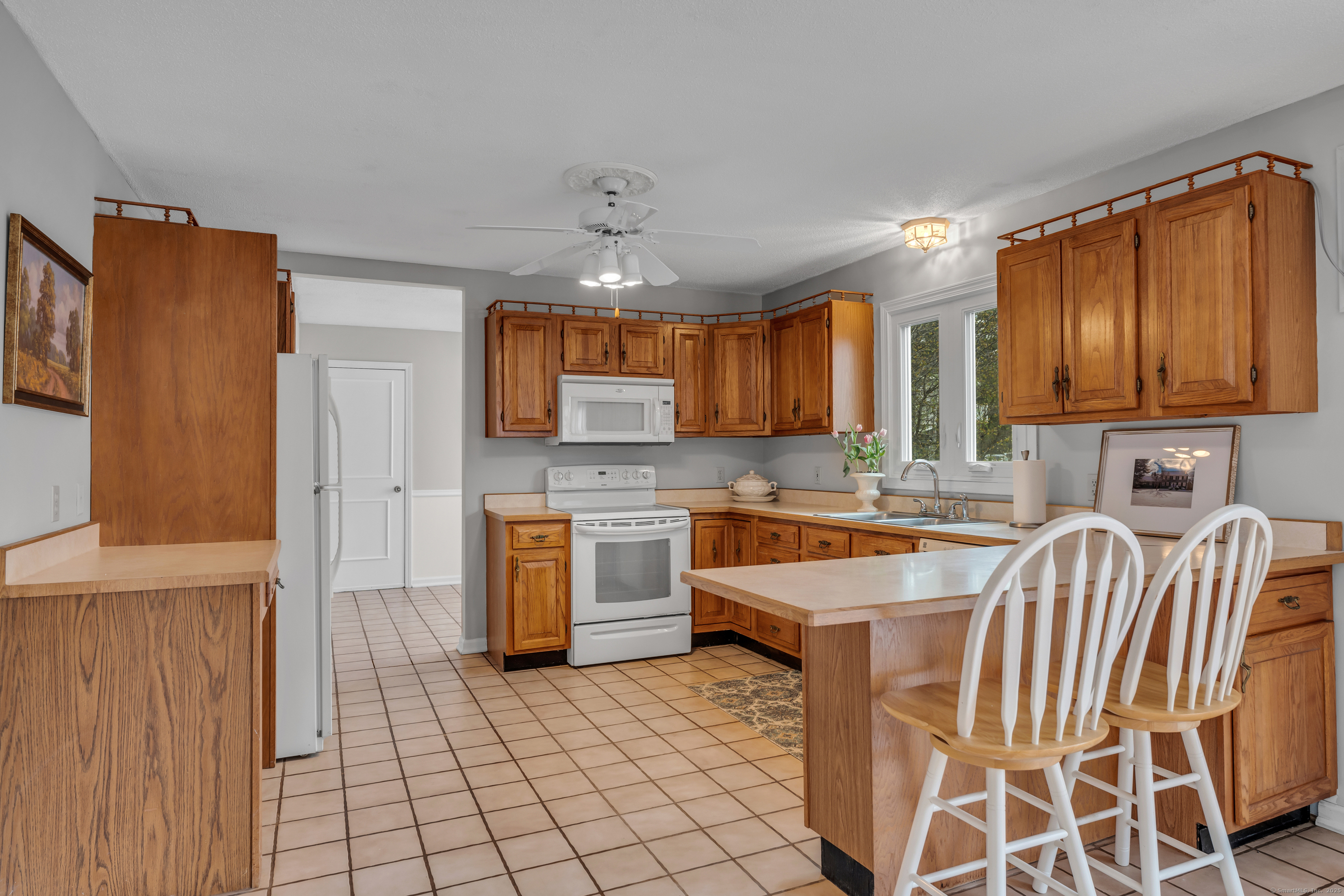 93 Race Hill Road, Madison, Connecticut image 9