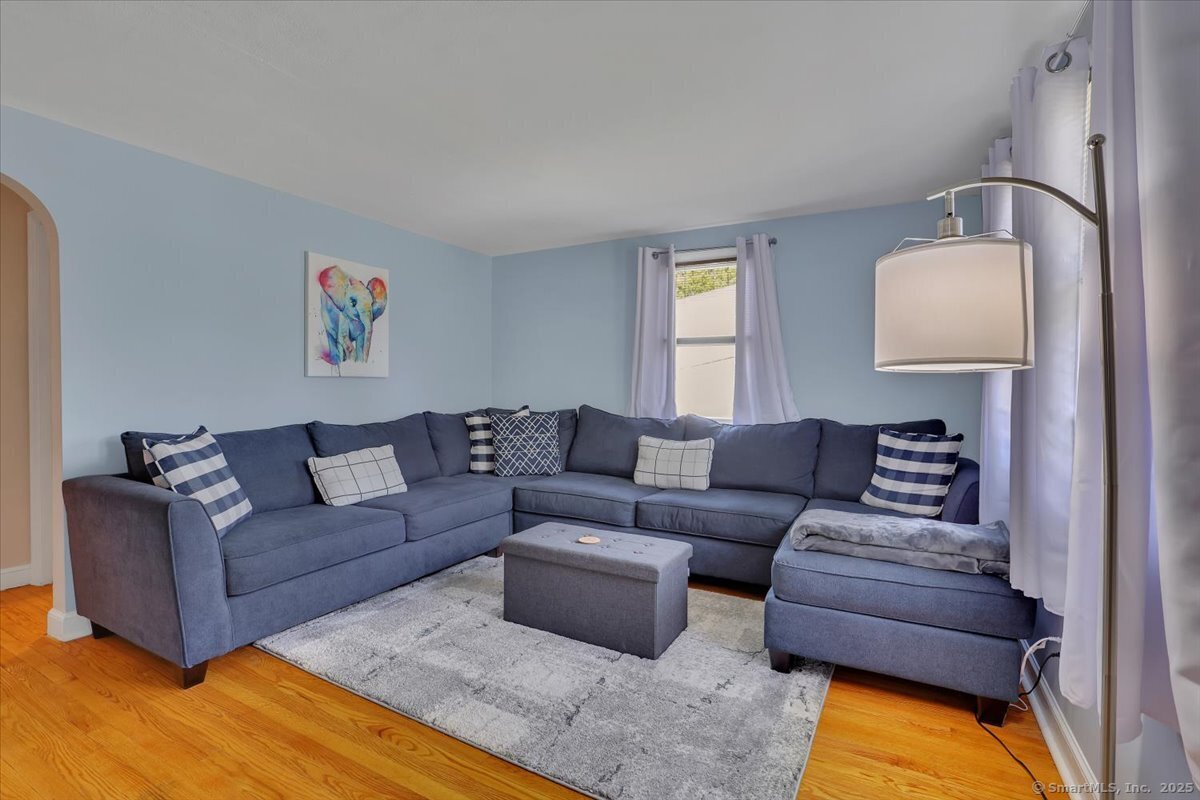 32 Whitney Road, Manchester, Connecticut image 4