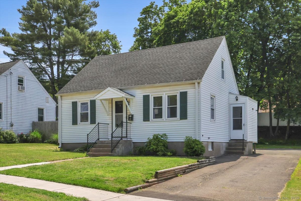 32 Whitney Road, Manchester, Connecticut image 2