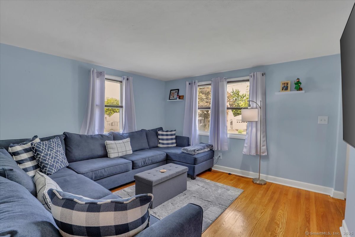 32 Whitney Road, Manchester, Connecticut image 5