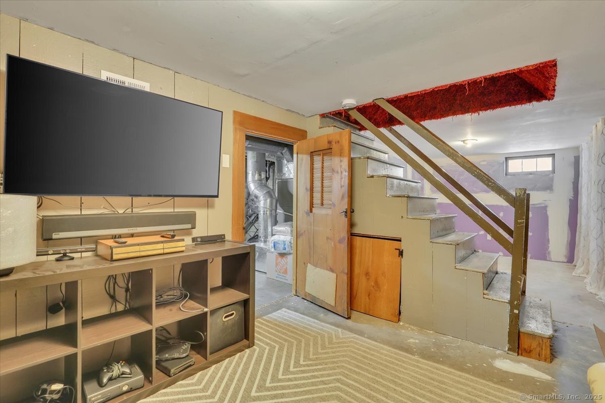 32 Whitney Road, Manchester, Connecticut image 22