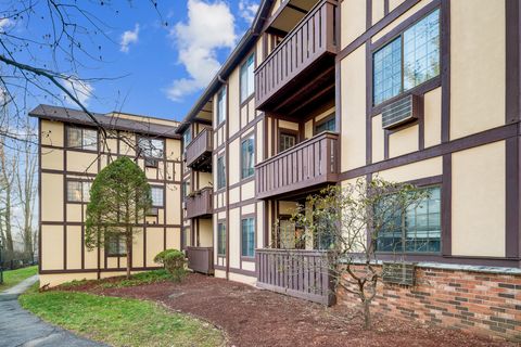 Tiny photo for 125 Warner Hill Road #20, Stratford, CT 06614 (MLS # 24143781)