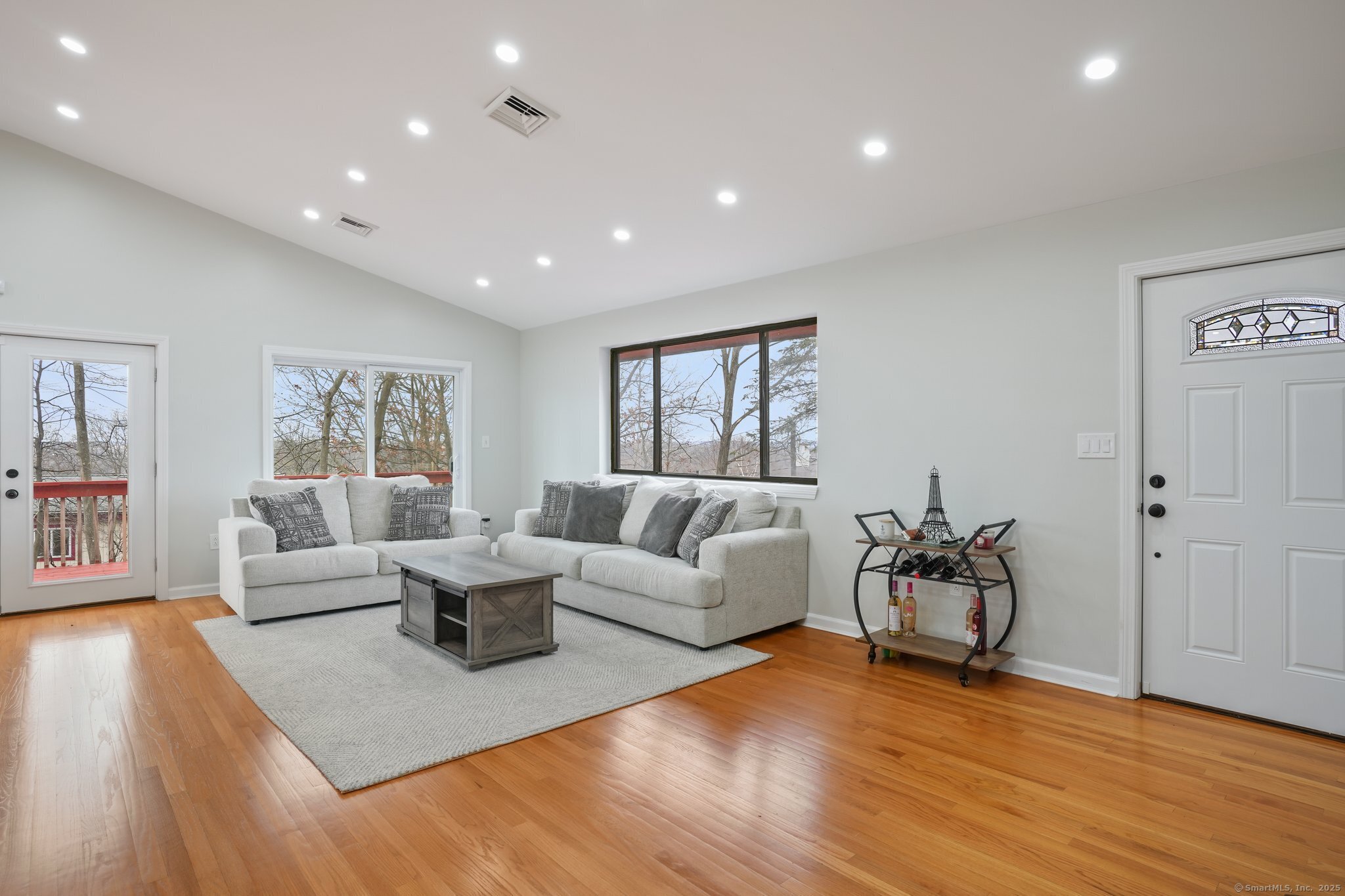 12 Willowledge Circle, Waterbury, Connecticut image 2