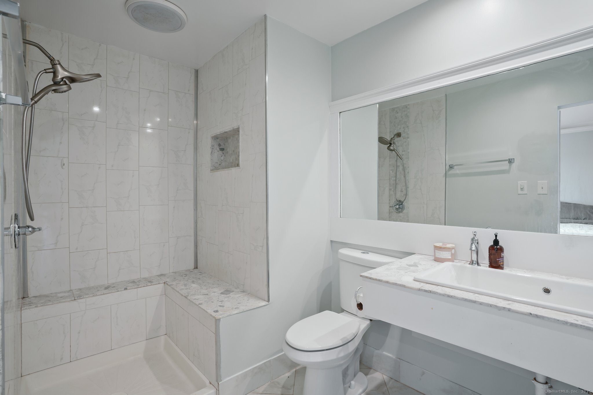 12 Willowledge Circle, Waterbury, Connecticut image 18