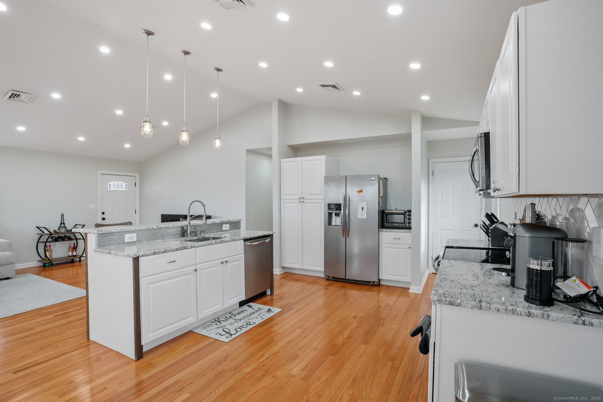 12 Willowledge Circle, Waterbury, Connecticut image 8