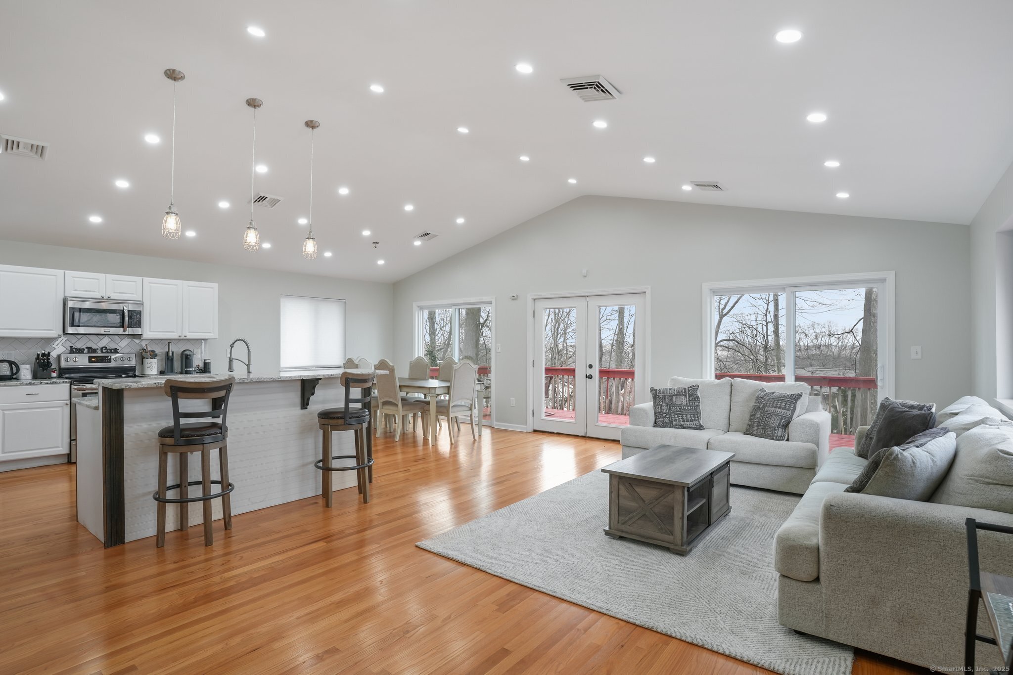 12 Willowledge Circle, Waterbury, Connecticut image 4