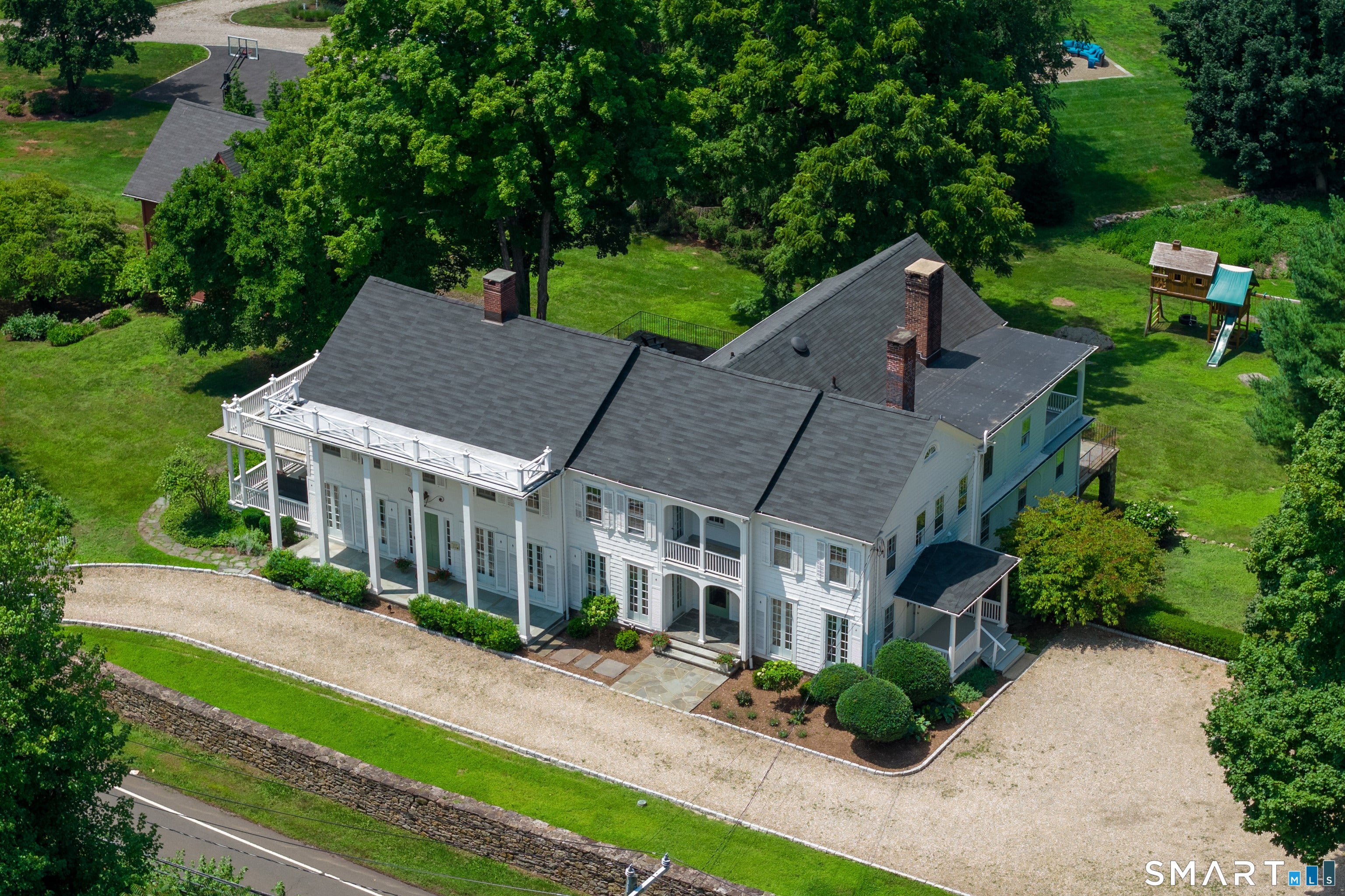 89 Chestnut Hill Road