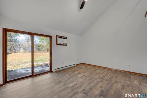 Tiny photo for 268 Hartford Turnpike #APT E5, Tolland, CT 06084 (MLS # 24147789)