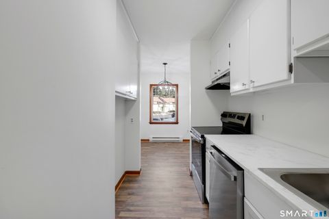 Tiny photo for 268 Hartford Turnpike #APT E5, Tolland, CT 06084 (MLS # 24147789)