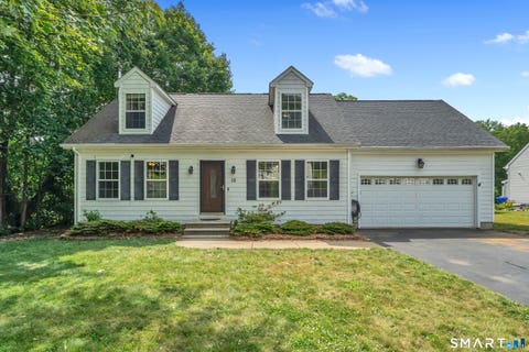 Photo of 15 Shannon Lane, Groton, CT 06340 (MLS # 24183519)