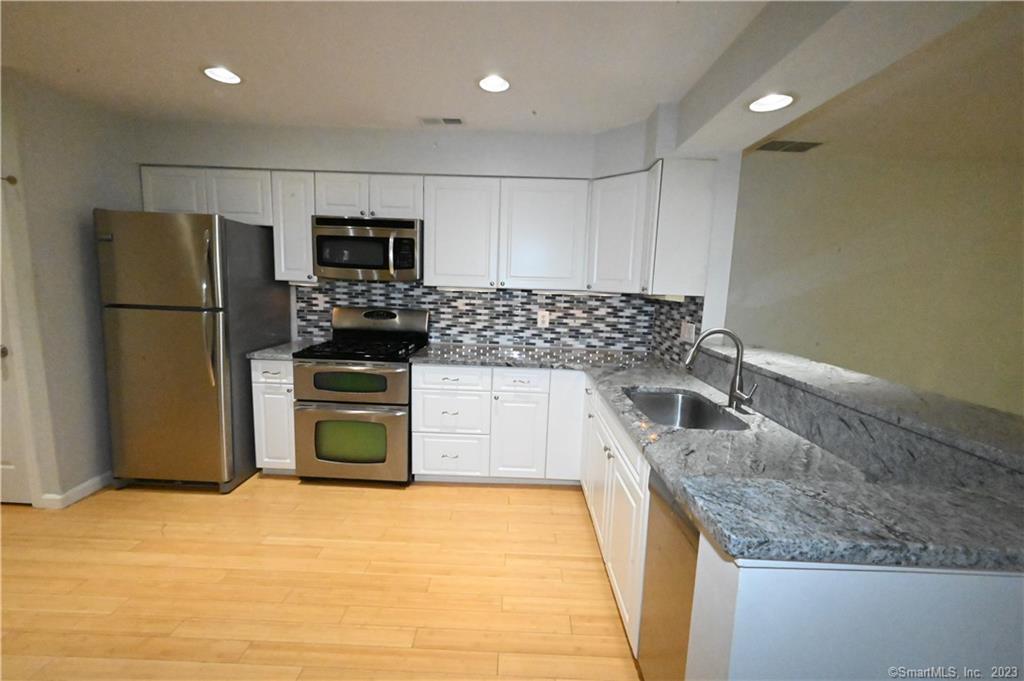 Photo 4 of 23 of 560 Silver Sands Road 606 townhome