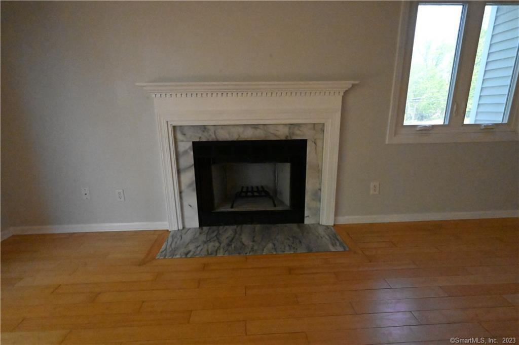 Photo 10 of 23 of 560 Silver Sands Road 606 townhome