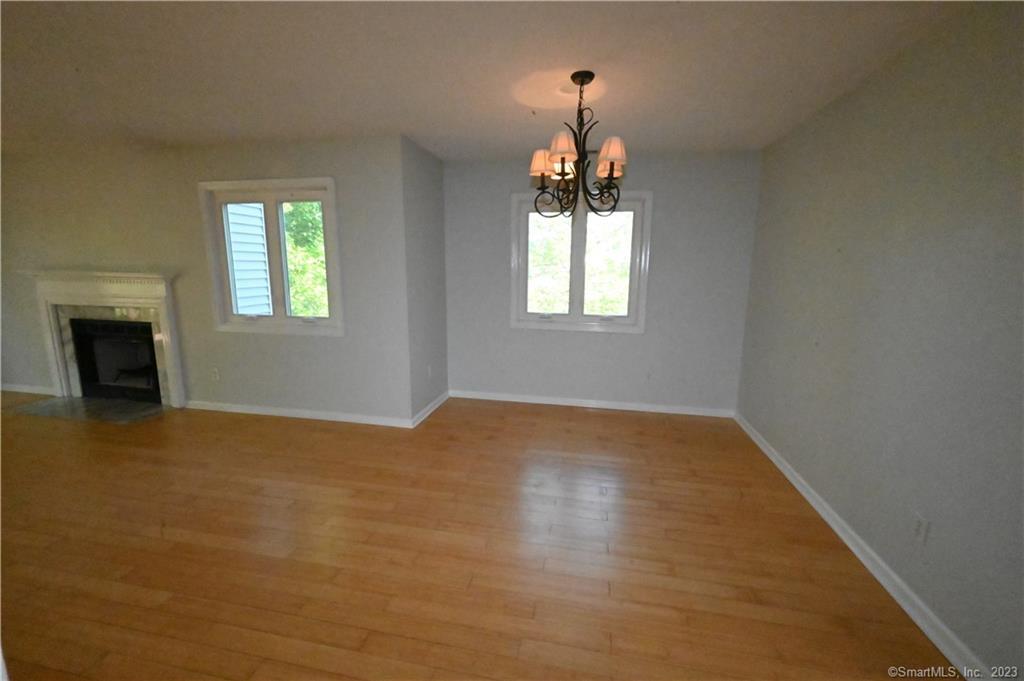 Photo 6 of 23 of 560 Silver Sands Road 606 townhome