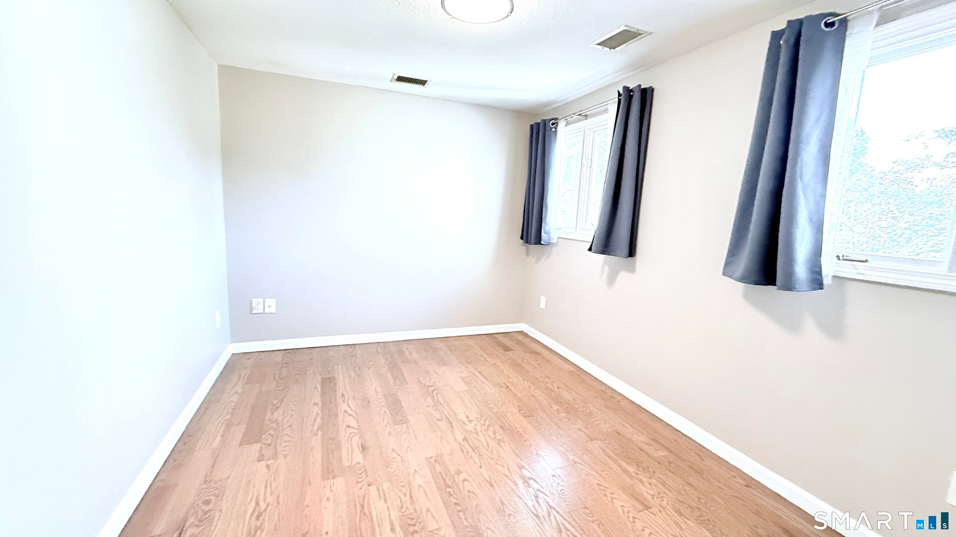 16 Arthur Drive 4