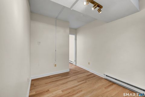 Tiny photo for 925 Oronoke Road #14F, Waterbury, CT 06708 (MLS # 24150660)