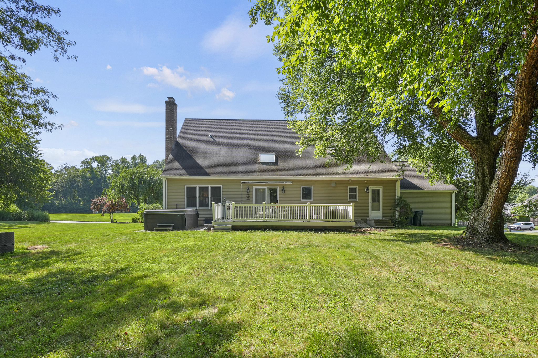 12 North Pond Road