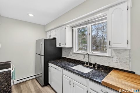 Tiny photo for 39 Founders Village #39, Clinton, CT 06413 (MLS # 24155433)