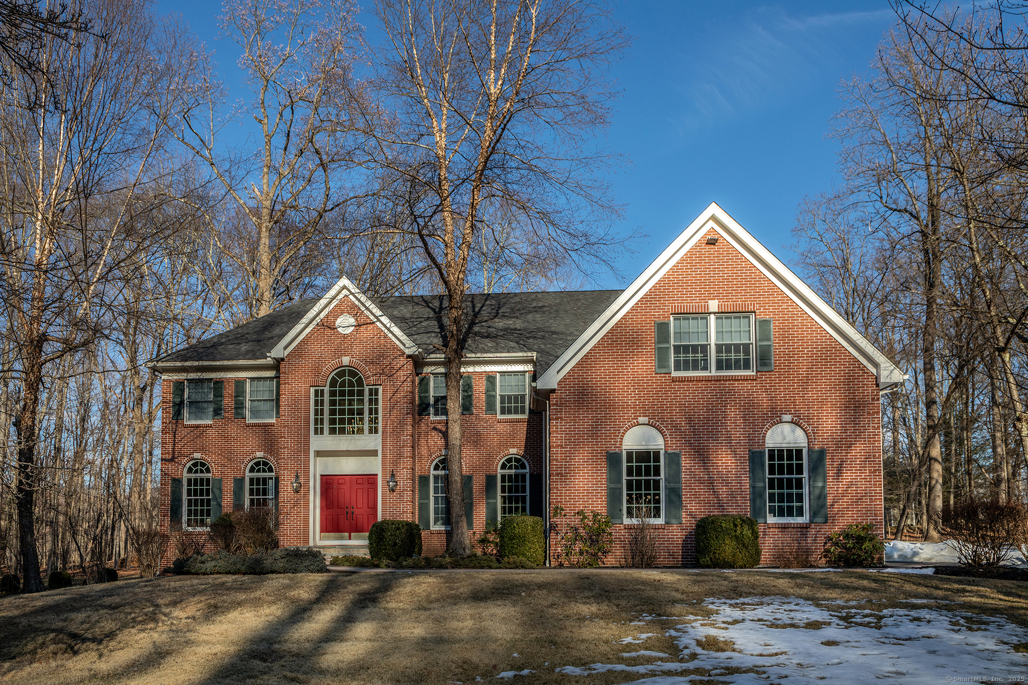 Shelter Cove Road, Sherman, Connecticut - 5 Bedrooms  
4.5 Bathrooms  
13 Rooms - 