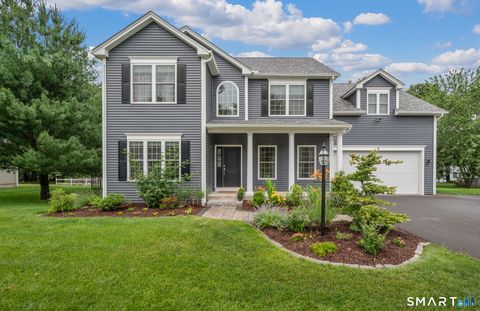 Photo of 71 Abbey Road, Glastonbury, CT 06033 (MLS # 24186473)