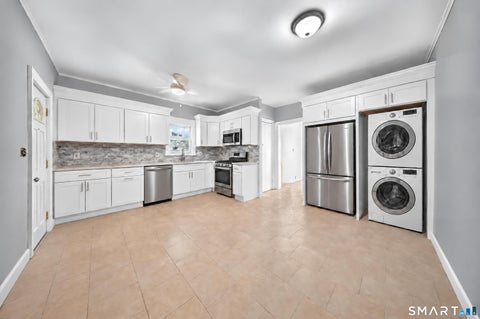 Photo of 274 Park Street #1, Bridgeport, CT 06608 (MLS # 24212135)