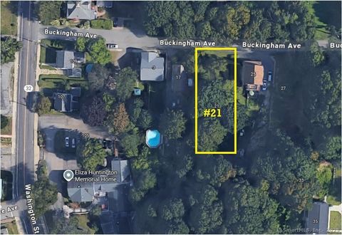 Photo of 21 Buckingham Avenue, Norwich, CT 06360 (MLS # 24121011)