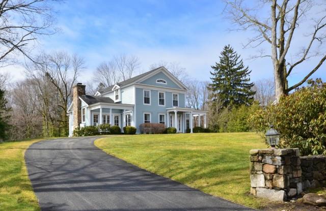 Photo 1 of 941 Silvermine Road, New Canaan, Connecticut, $1,850,000, Web #: 99092937