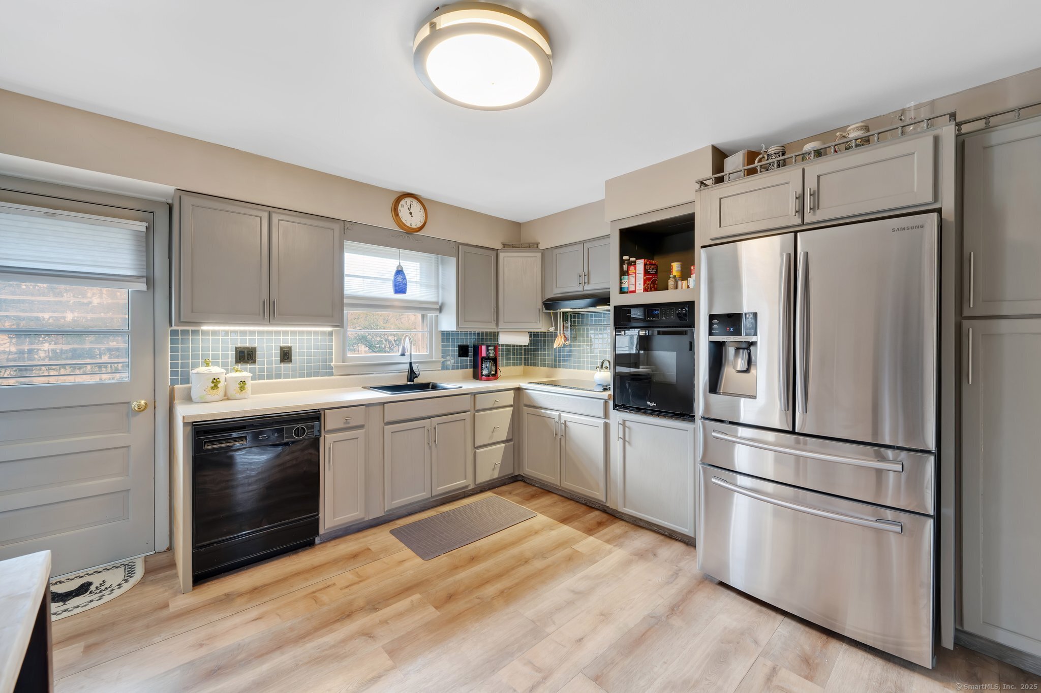 25 Cadwell Road, Bloomfield, Connecticut image 3