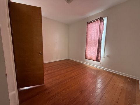 Tiny photo for 118 Grafton Street, New Haven, CT 06513 (MLS # 24144246)
