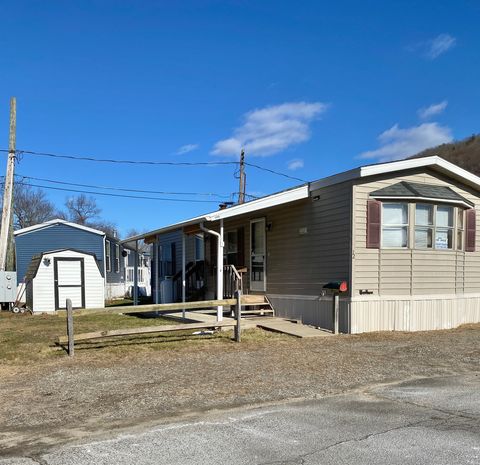 A home in Beacon Falls