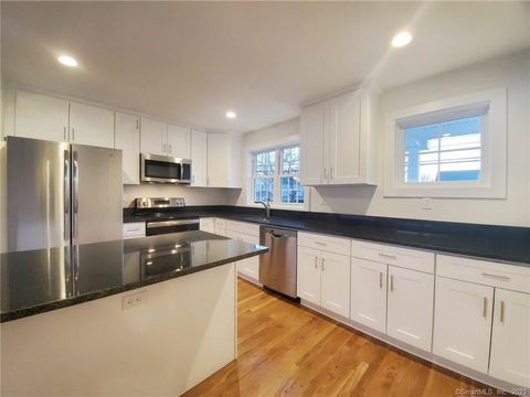 Photo of 30 Ferris Avenue #B7, Norwalk, CT 06854 (MLS # 24171827)