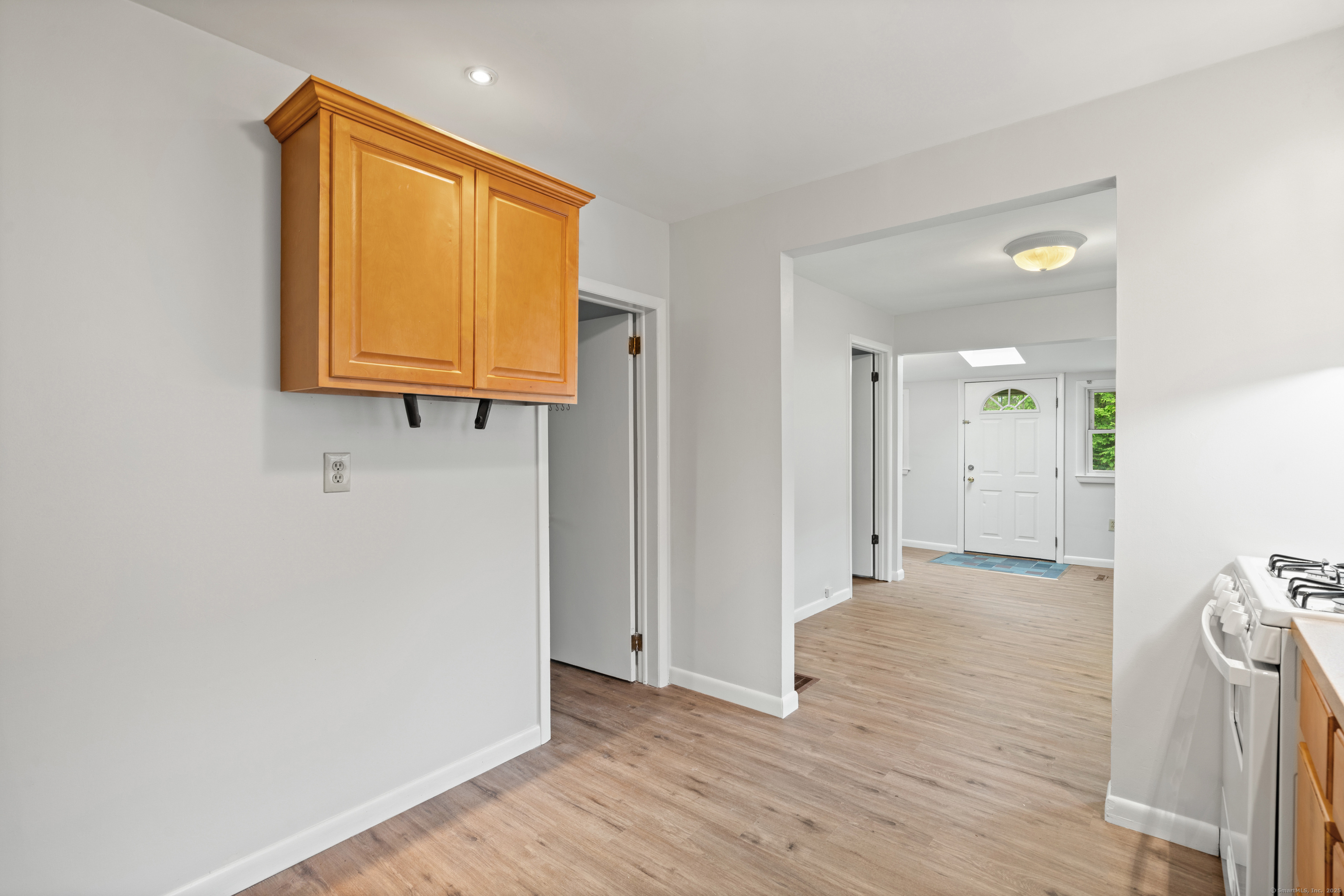 65 Waverly Park Road, Branford, Connecticut image 12