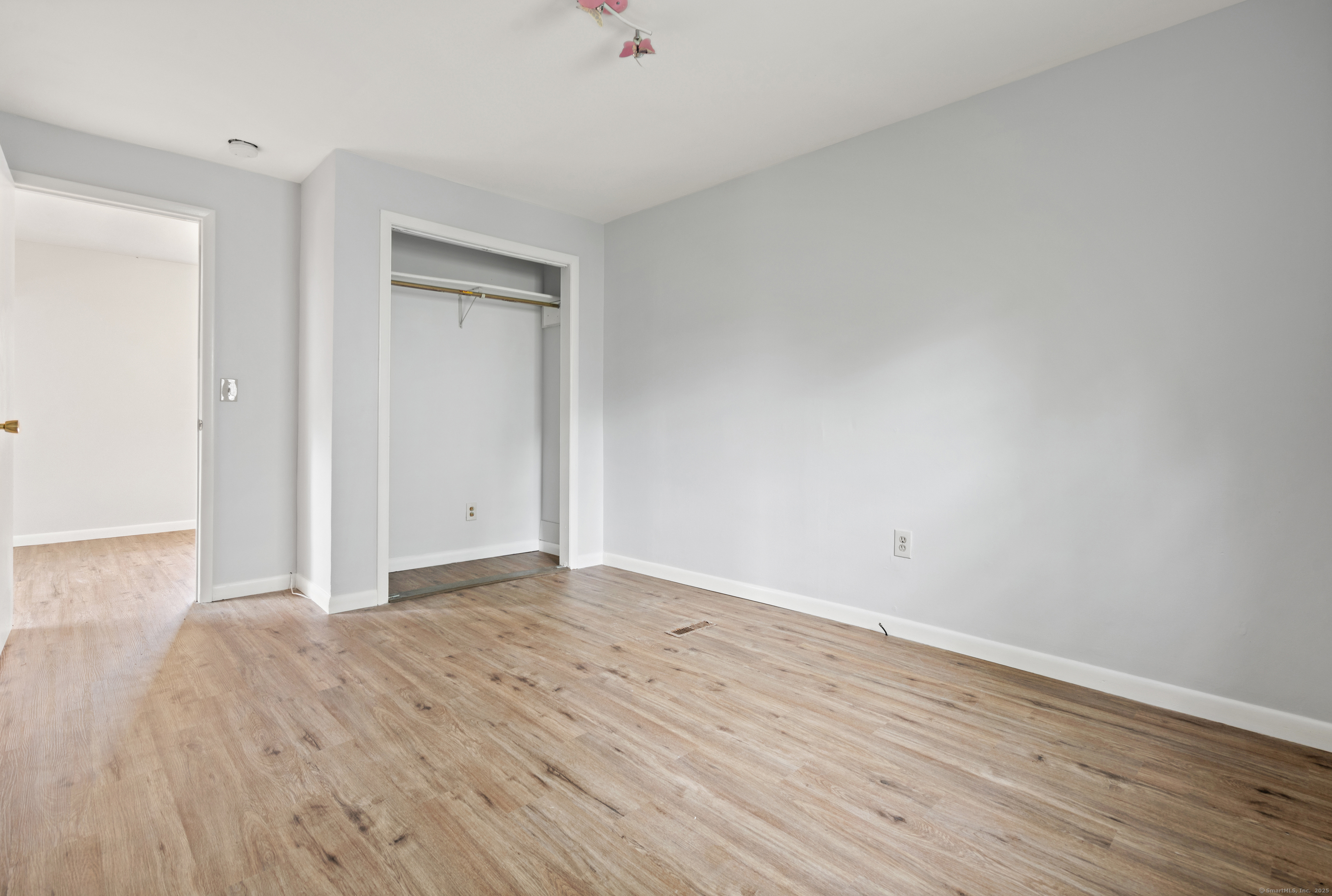 65 Waverly Park Road, Branford, Connecticut image 15