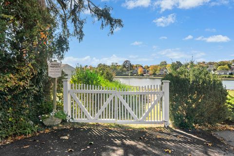 Tiny photo for 2630 Boston Post Road, Darien, CT 06820 (MLS # 24135632)