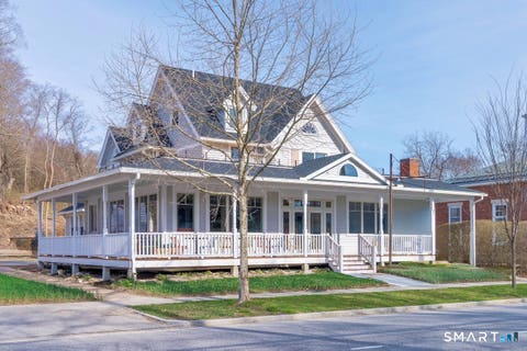 Homes For Rent - 343 Main Street #2<br/> Salisbury, CT 06068