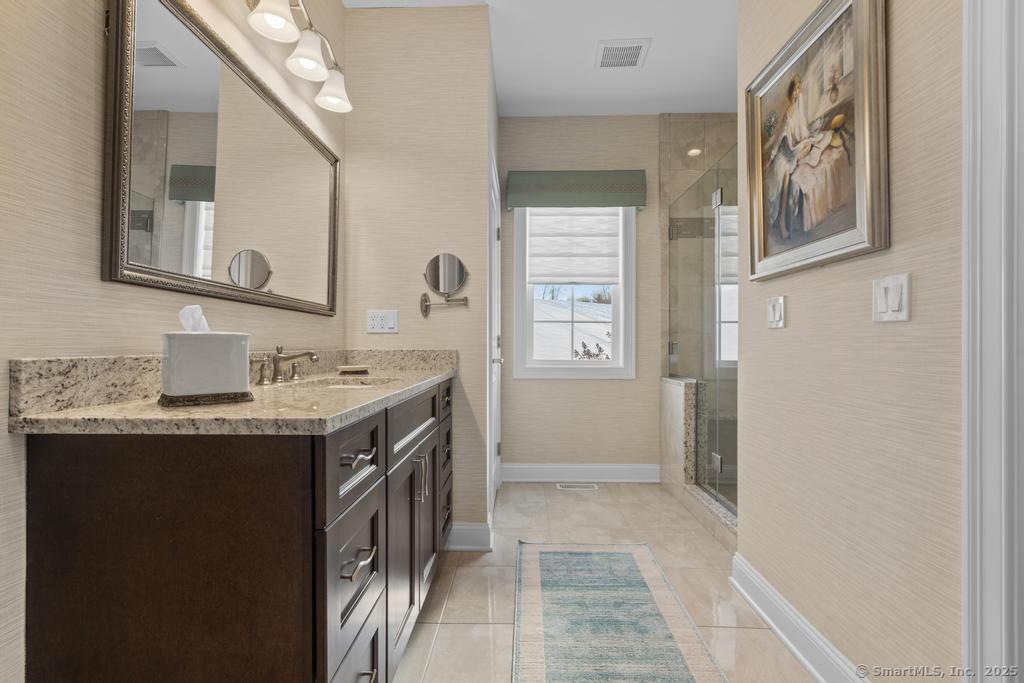 19 Lomartra Lane, Branford, Connecticut image 13