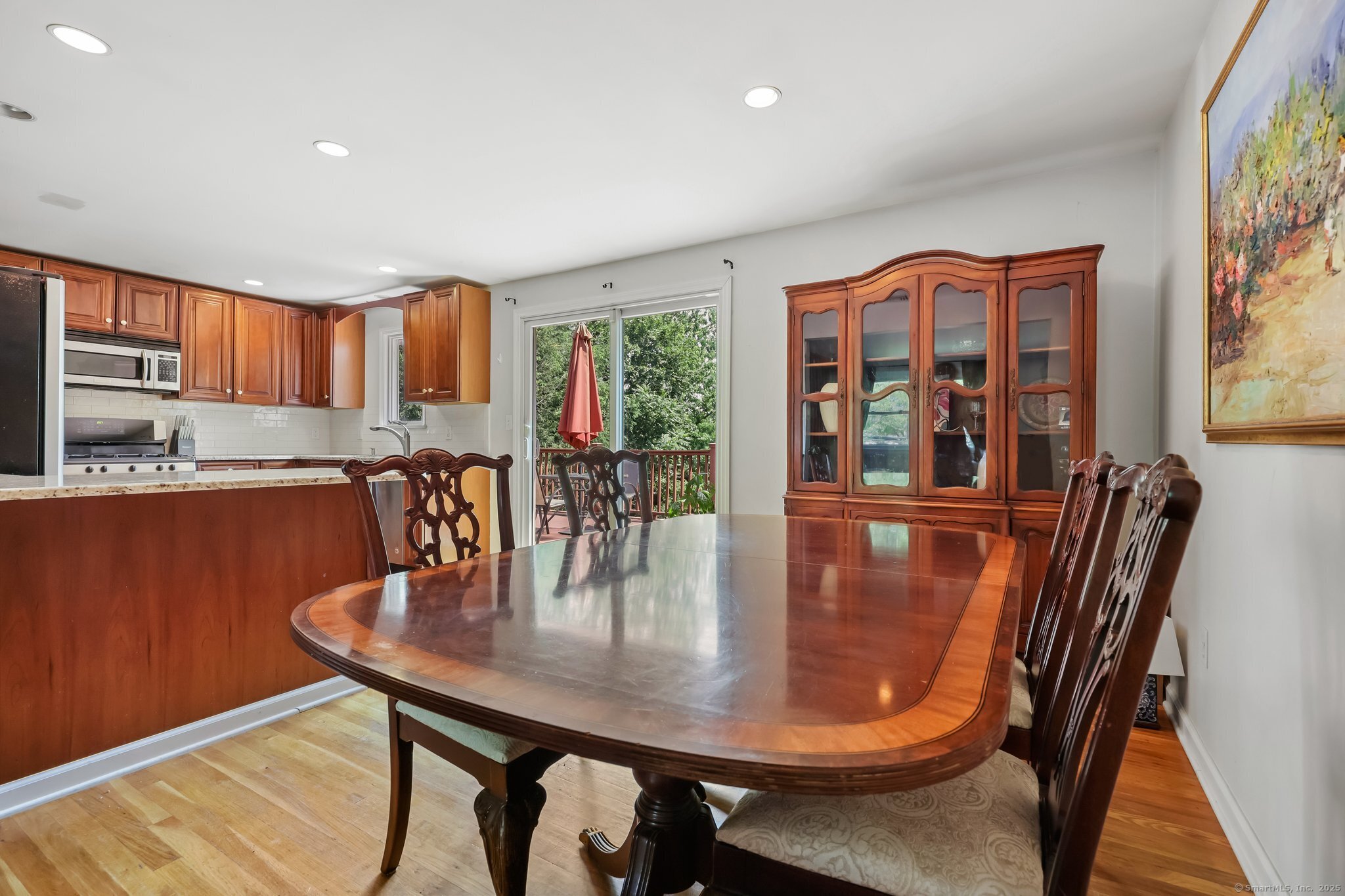 232 Woodridge Drive South