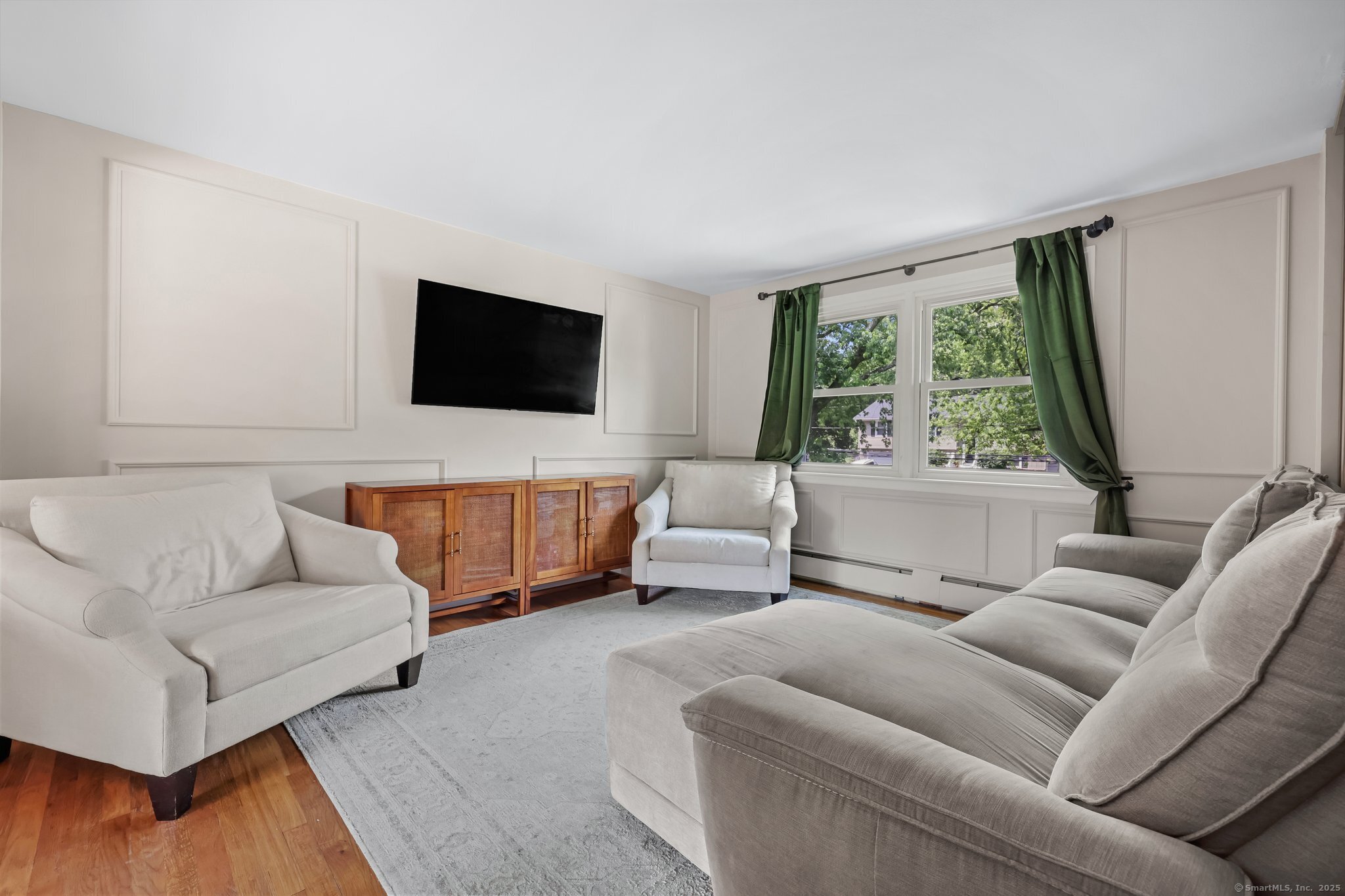 232 Woodridge Drive South