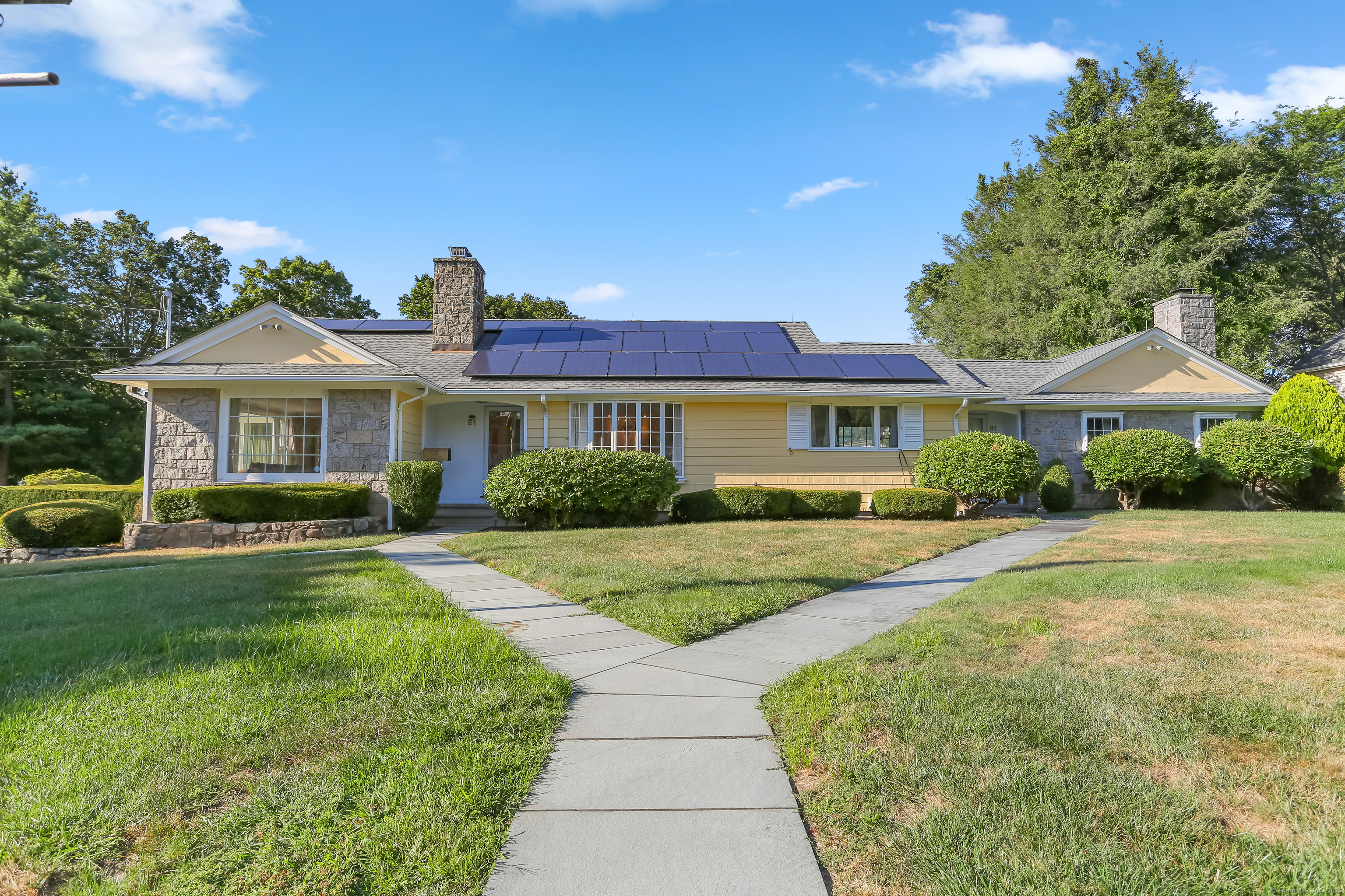 81 Plymouth Avenue
