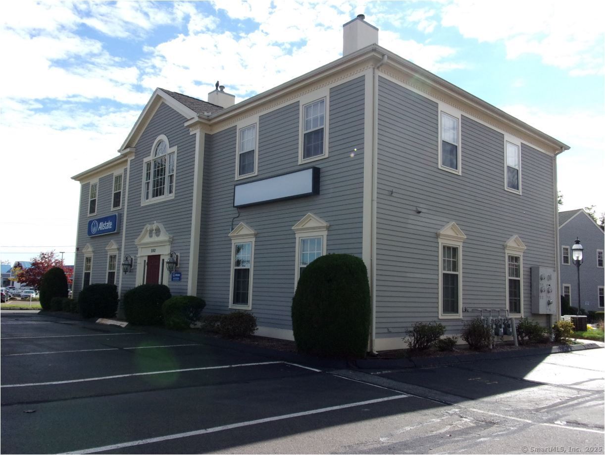 250 East Main Street