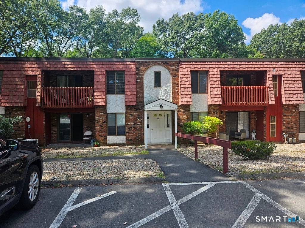35 Woodsedge Drive 3C