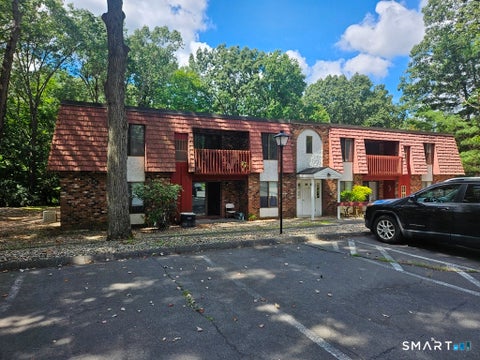 Photo of 35 Woodsedge Drive #3C, Newington, CT 06111 (MLS # 24205477)