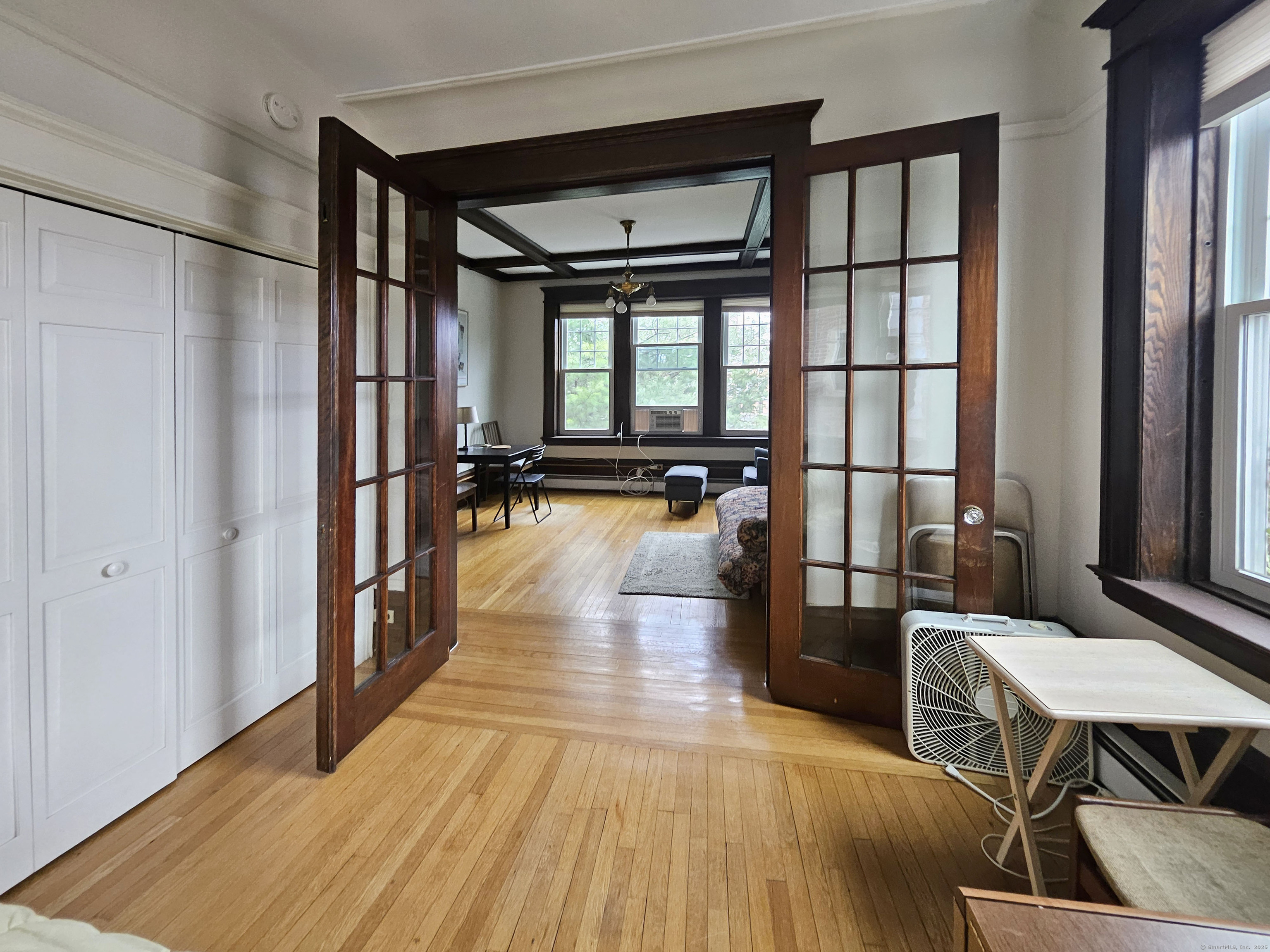 548 Orange Street 304