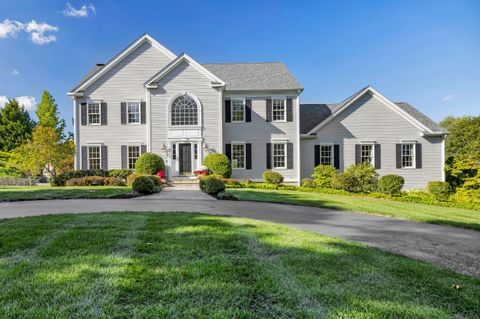 9 Lantern Hill Lane Guilford CT 06437