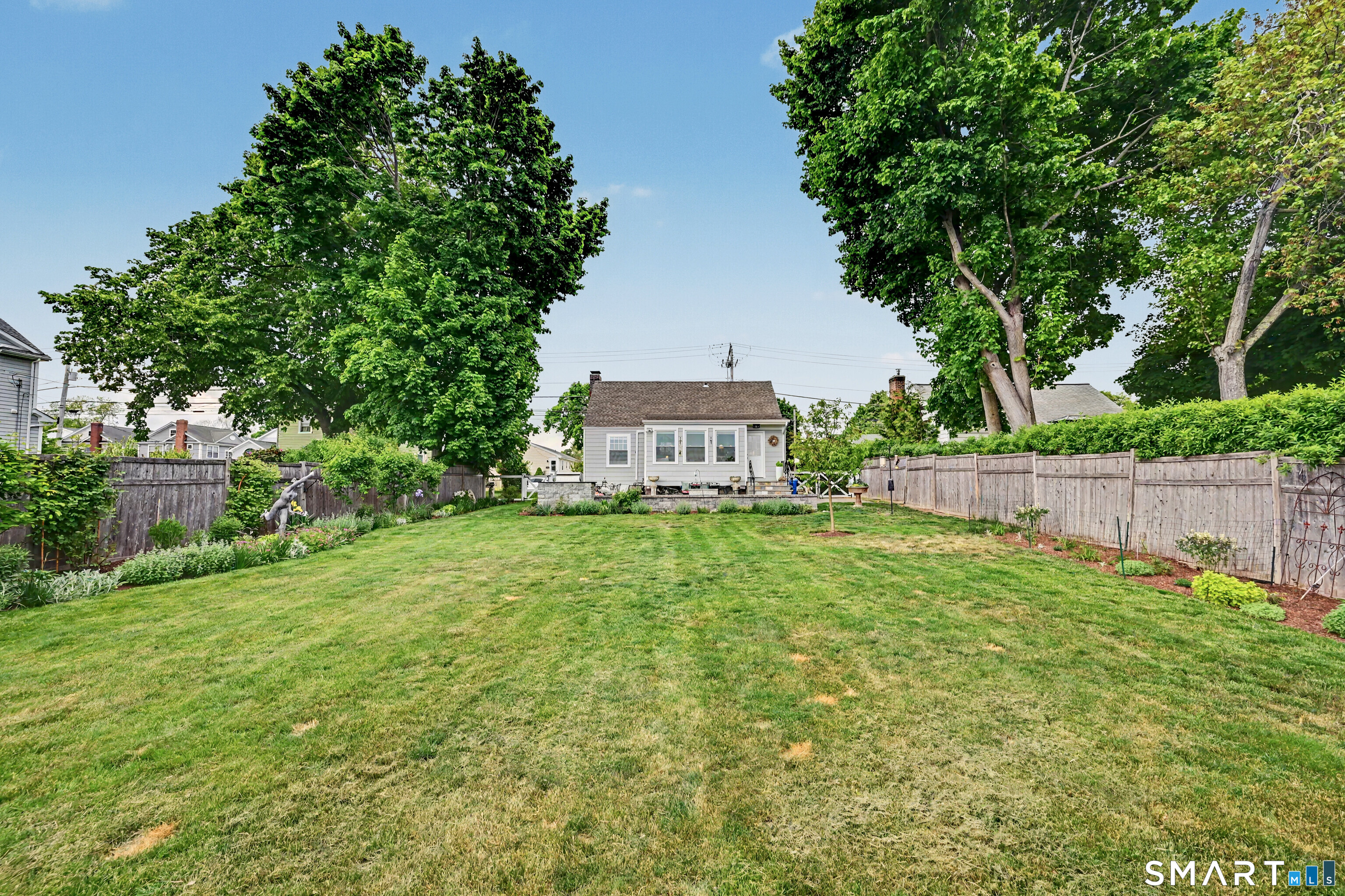 823 Oldfield Road