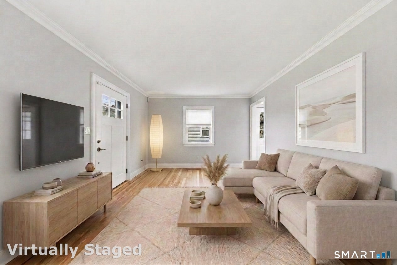 21 Bertrose Avenue