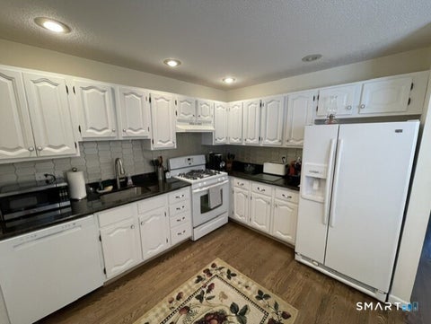 Tiny photo for 601 Foxboro Drive #601, Norwalk, CT 06851 (MLS # 24184618)